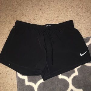 USED Nike shorts Medium